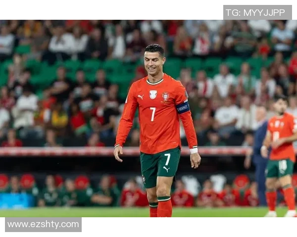 足球明星C罗独特刻字背后的故事与意义揭秘