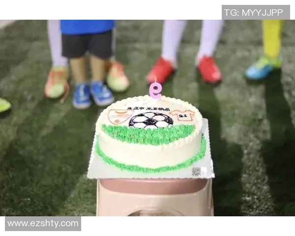 足球明星生日祝福视频送上温暖与激情的祝福让梦想在绿茵场上绽放